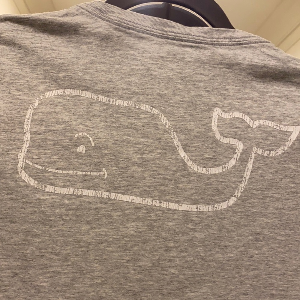 Vineyard Vines Whale tee
